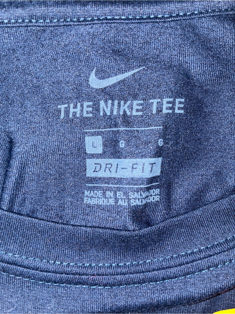 Nike Dri-Fit Men’s WV Tee - Picture 5 of 5
